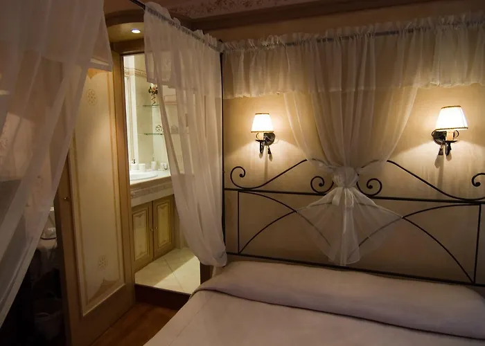 Les Suites 3*